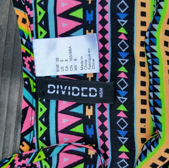 NWOT Florescent Geometric Boho Colorful Crop Top - Picture 4 of 4